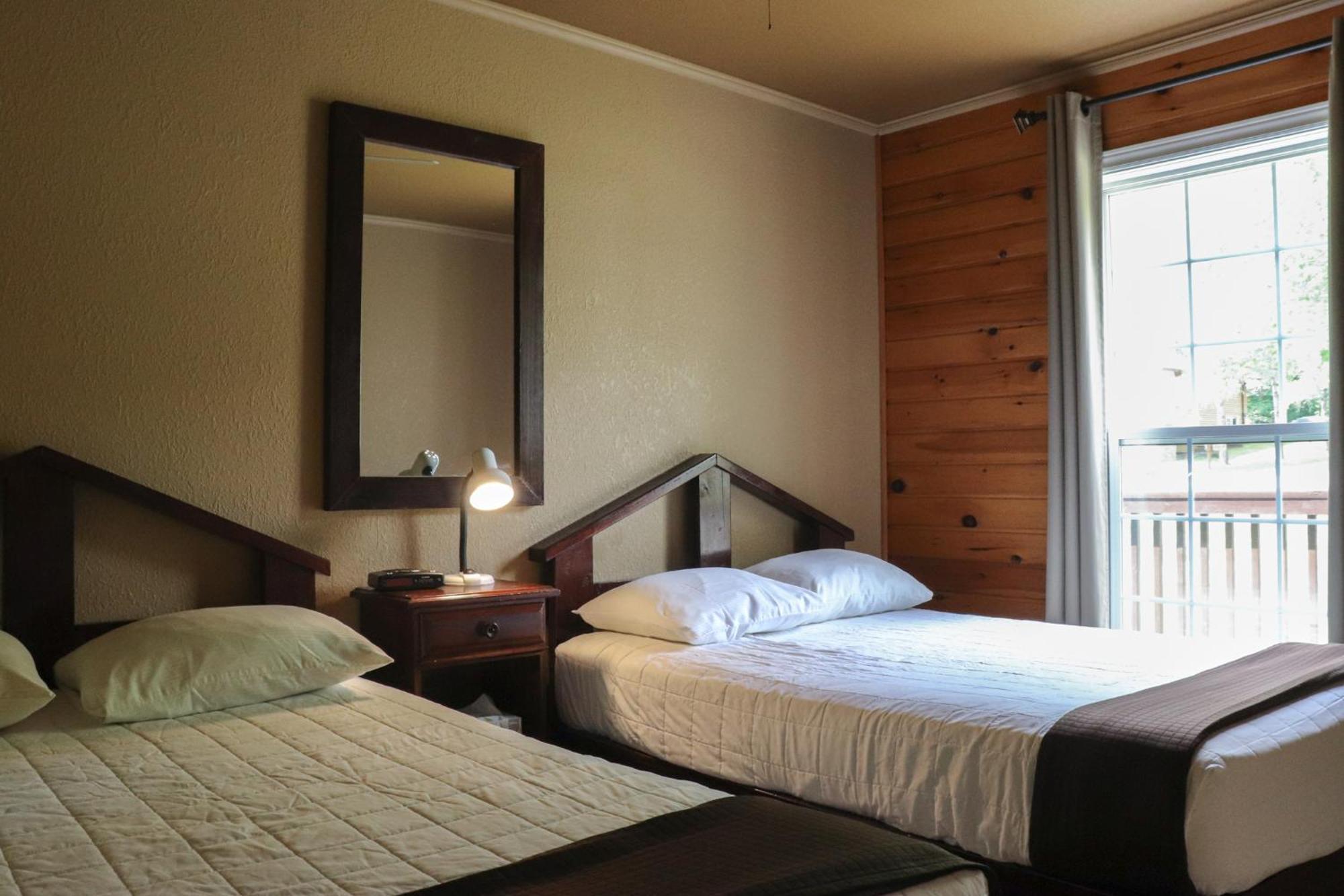 Villa La Bannik à Ville-Marie Extérieur photo