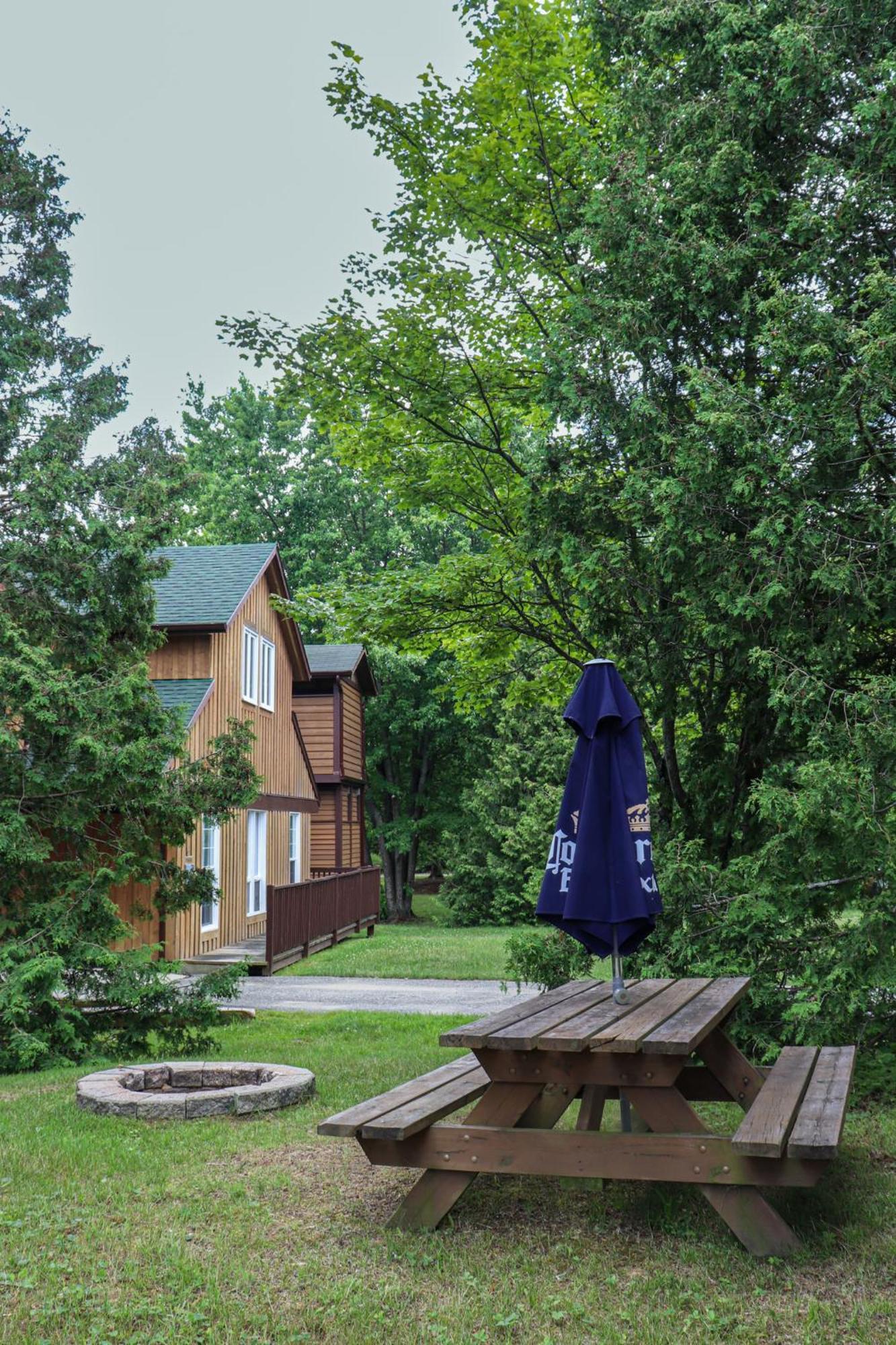 Villa La Bannik à Ville-Marie Extérieur photo